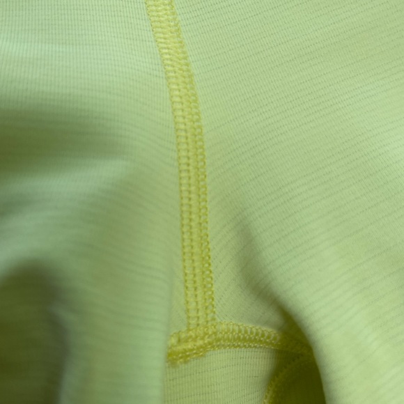 🚫SOLD🚫 OV Move Free 3.5” shorts in Gecko (S) - Picture 9 of 9